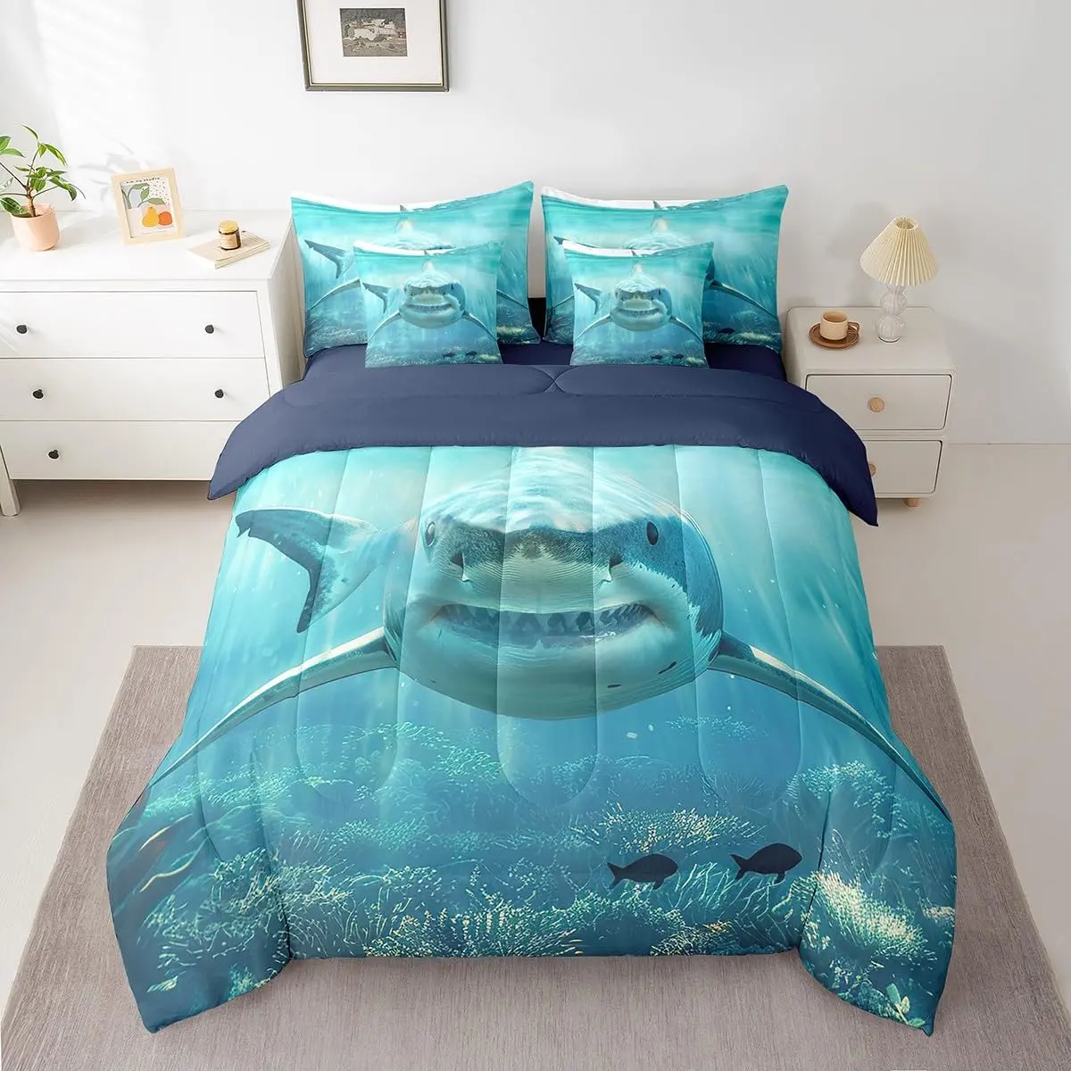 Feelyou Western Style 7-Piece Shark Bedding Set - All-Season Quilted Comforter, Flat Sheet, Fitted Sheet, Pillowcases, Pillow Covers (Sea Animal Themed for Bedroom)