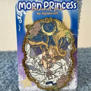 Moon Princess Serenity - Hard Enamel Pin