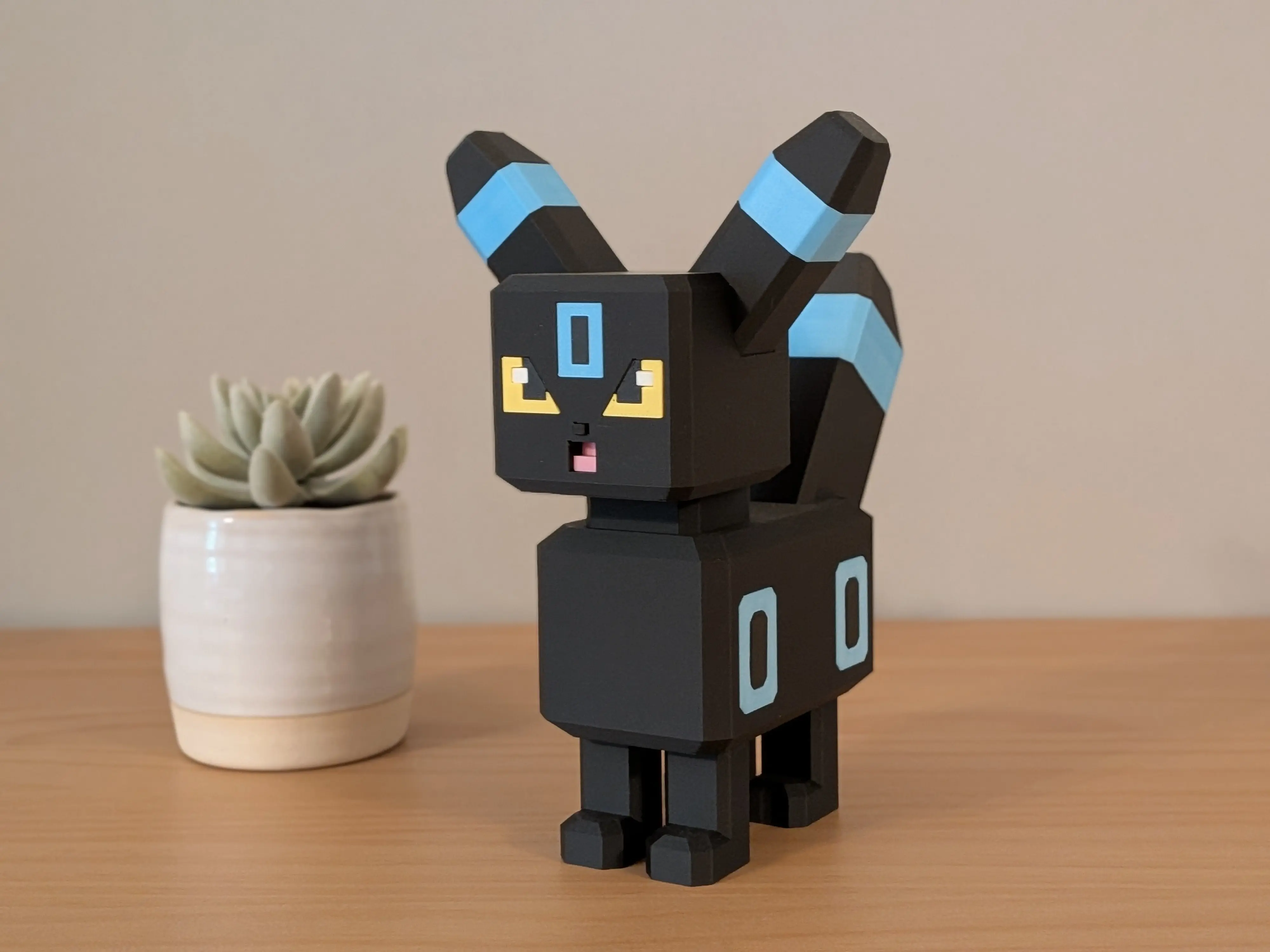 Blocky Shiny Umbreon | Themed Collectible Figurine | 3D Printed