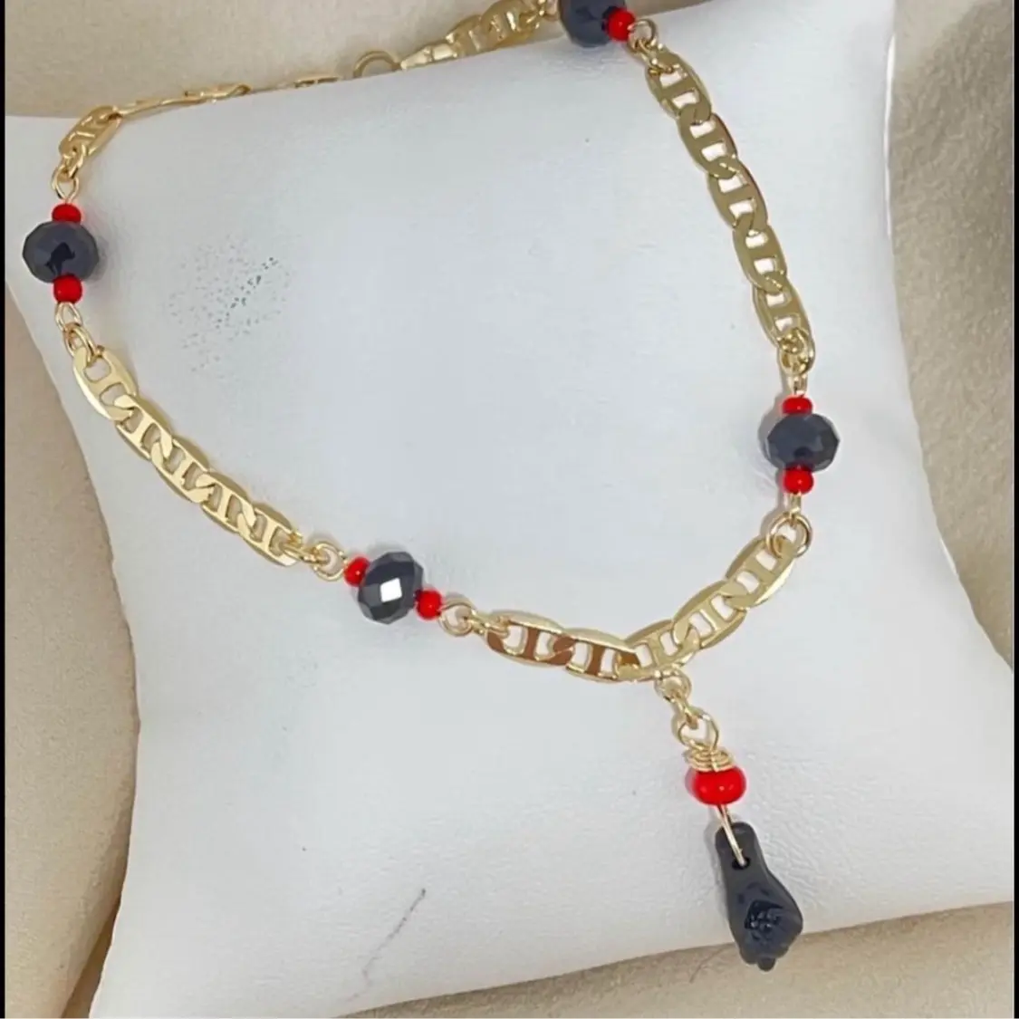 14k Gold Plated Azabache Mariner Bracelet Size 7.5”