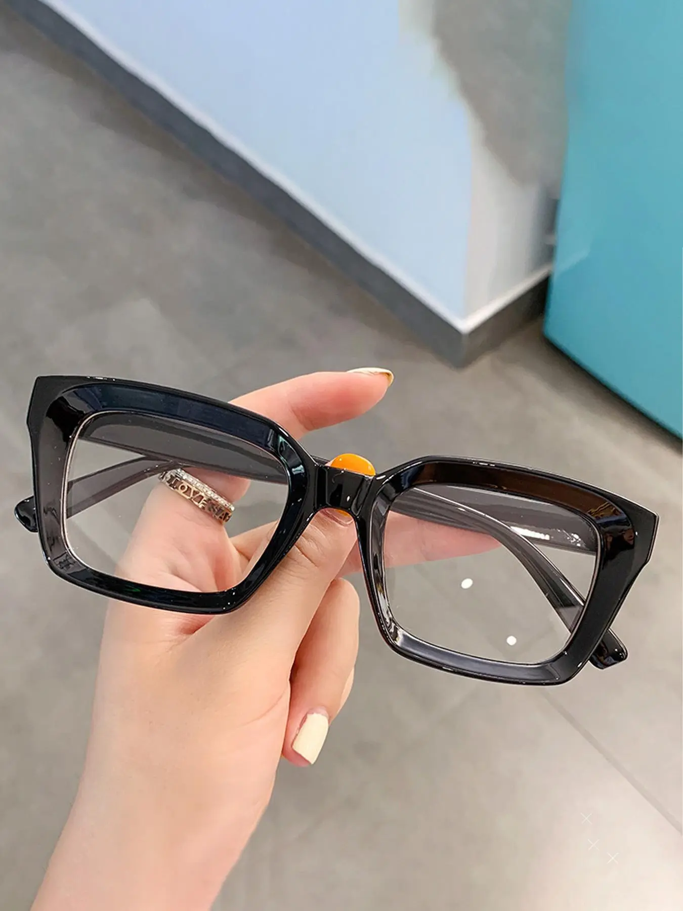 Minimalist Cat Eye Frame Eyeglasses for Everyday Use, Basic Flat Frame Trendy Casual Glasses, Unisex Eyeglasses for Work, Daily Decor, Perfect for Student Daily Use, Lightweight Eyeglasses, Eyewear
