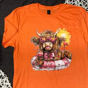 Fun in the Sun Highland Cow T-Shirt - Orange Casual Shortsleeve - Summer Poolside Design for Women - Crewneck