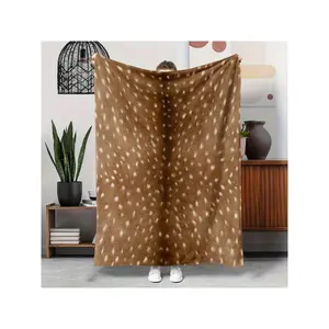 1pc Deer Print Flannel Blanket Suitable For All-Season Cozy Bedspread, Sofa & Camping - Soft Warm Bed Cover With Deer Pattern, Machine Washable Bedspread For S &-30*40in