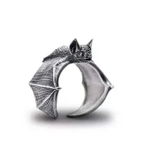Retro fashion old bat ring men's trendy niche hip-hop punk unisex party accessories