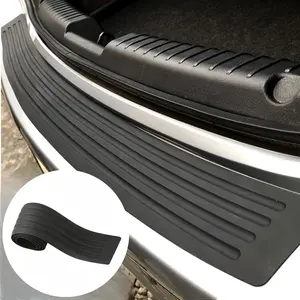 Car Rear Bumper Guard, 1 Count Rubber Car Rear Bumper Protector, Anti-scratch Rubber Strip, Car Exterior Accessories for Car Protective