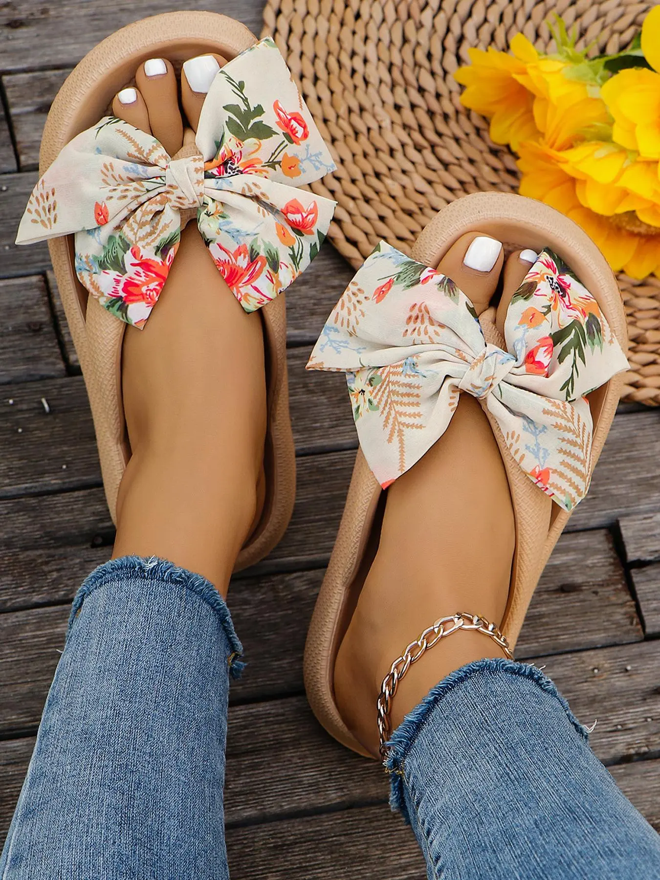 Women's Floral Print Bowknot Design Slides, Casual Comfortable Flat Sandals for Beach Vacation, Non-slip Slippers for Indoor & Outdoor Wear, Walking Shoes