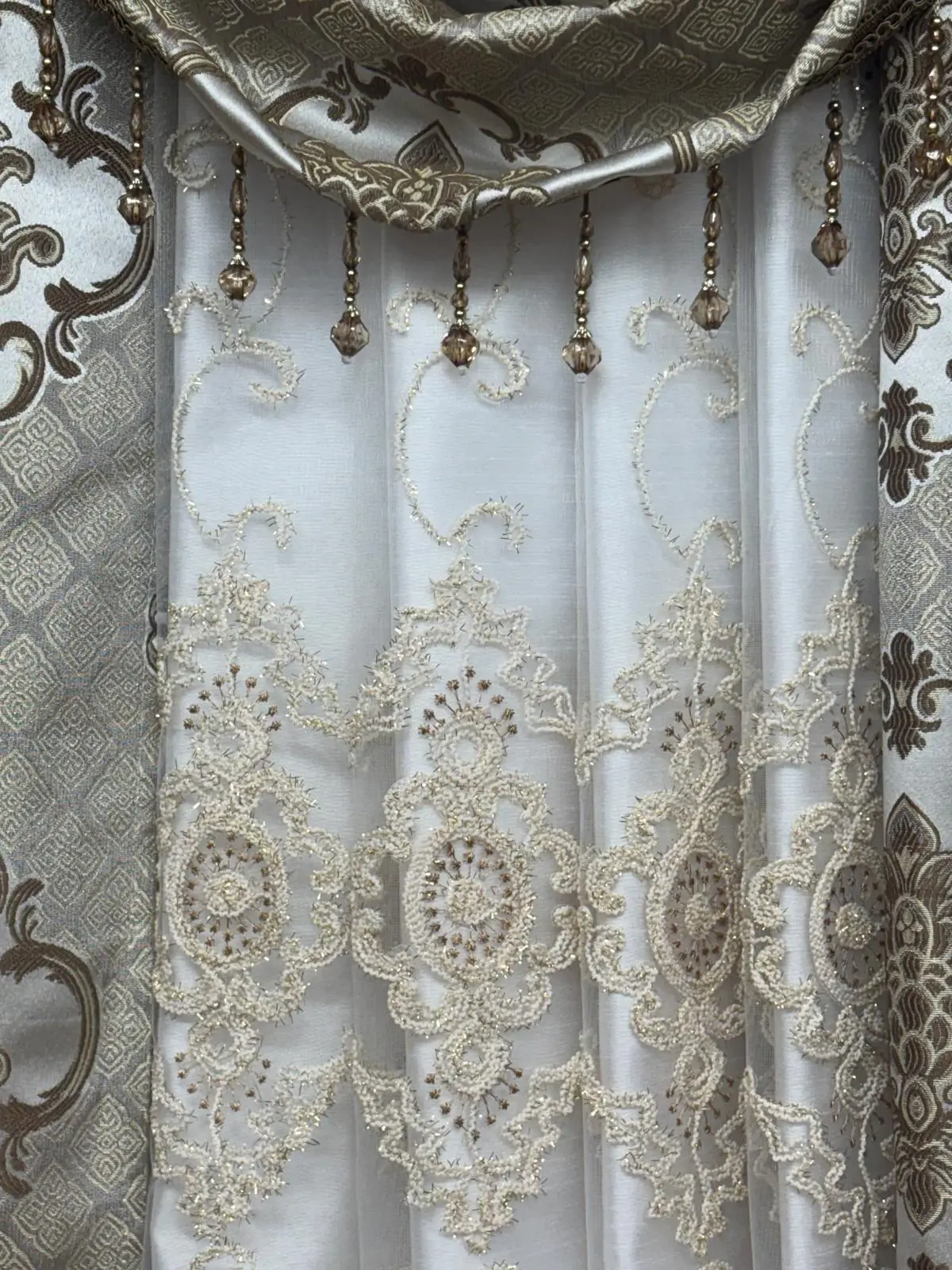 Tina 5 Piece Brown Luxury Curtain Set for 39” Window | Elegant Window Treatment