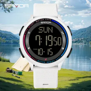 Daily Elegance Watch: Soft silicone strap, luminous dial, 50-metre water resistance, effortlessly complements sporty and casual styles