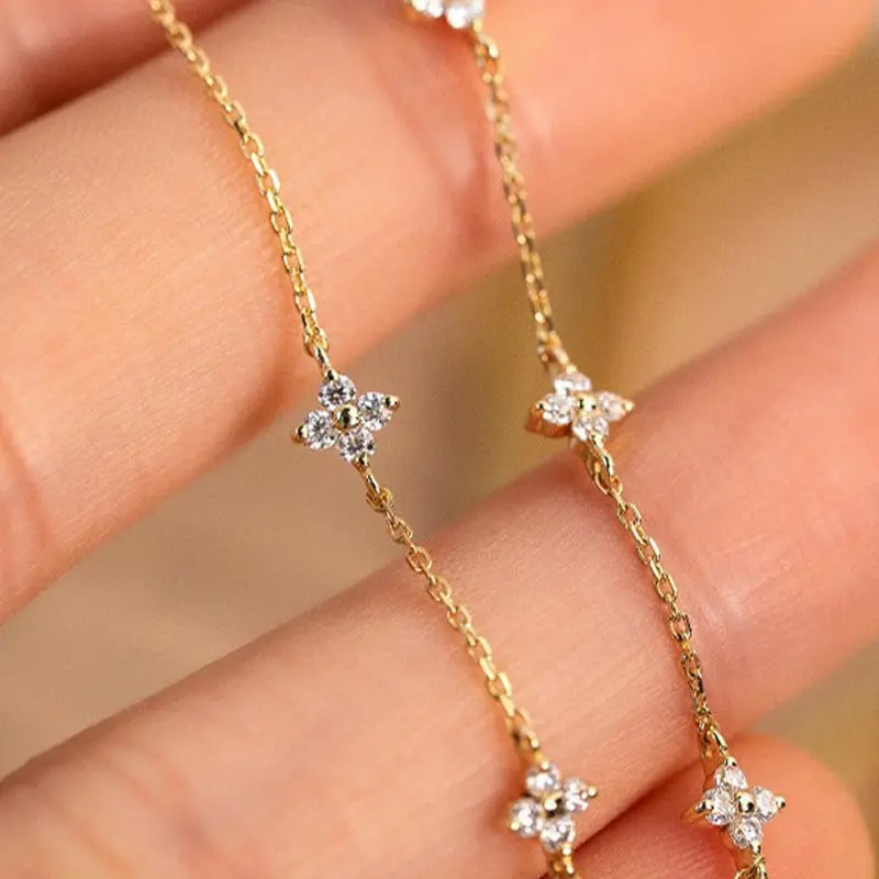 Four-leaf Clover Design Bangle, Elegant Rhinestone Decorated Bangle, Fashionable Creative Bangle for Women & Girls, Fashion Jewelry for Party, Daily Decor, Trendy All-match & Exquisite Jewelry for Birthday Gift, Flower Design Bracelet, Copper Bracelet
