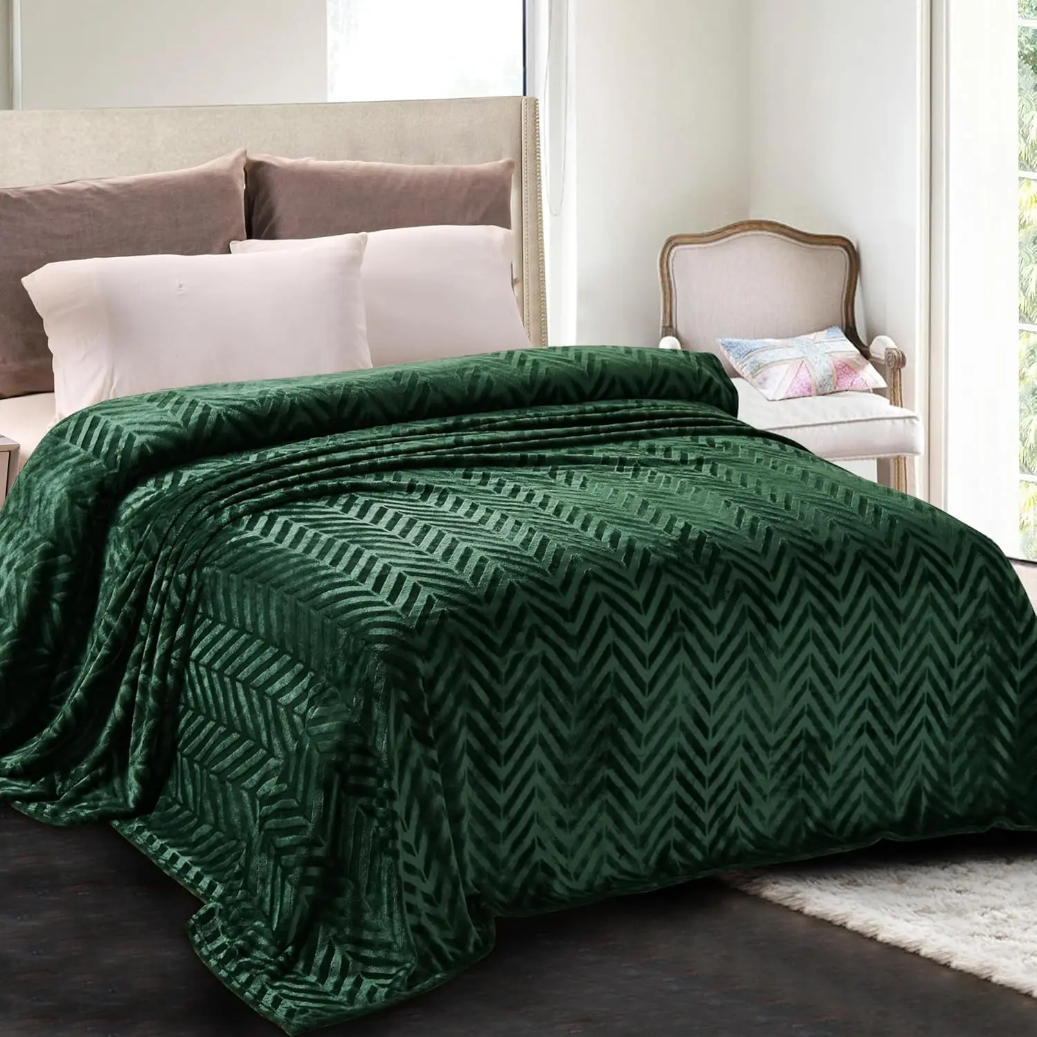 90x90 in Modern Firm Antistatic Flannel Queen Size Bedspread - Durable Fade Resistant Lightweight Chevron Decorative Coverlet, Emerald Green Machine Washable Bedding