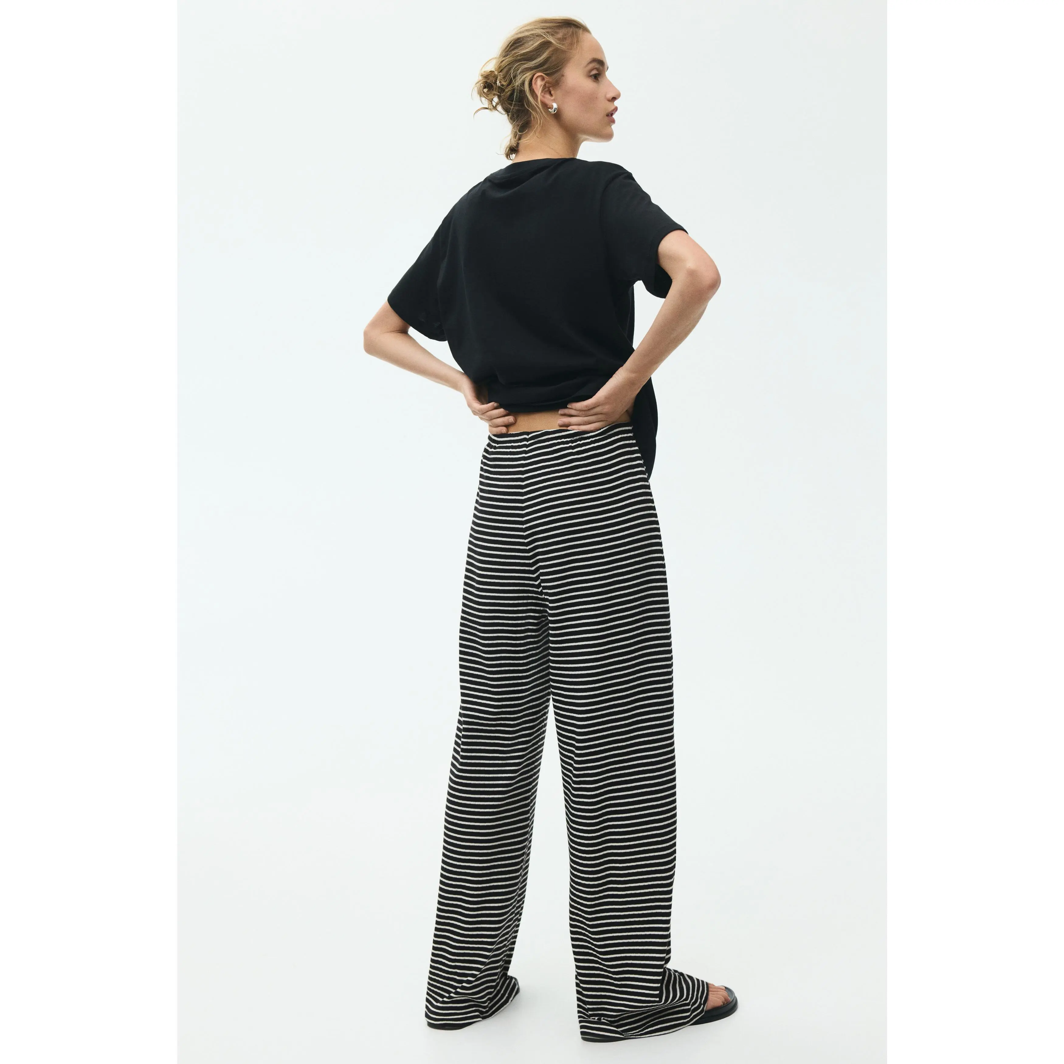 H&M Ribbed drawstring trousers H&M Ribbed drawstring trousers