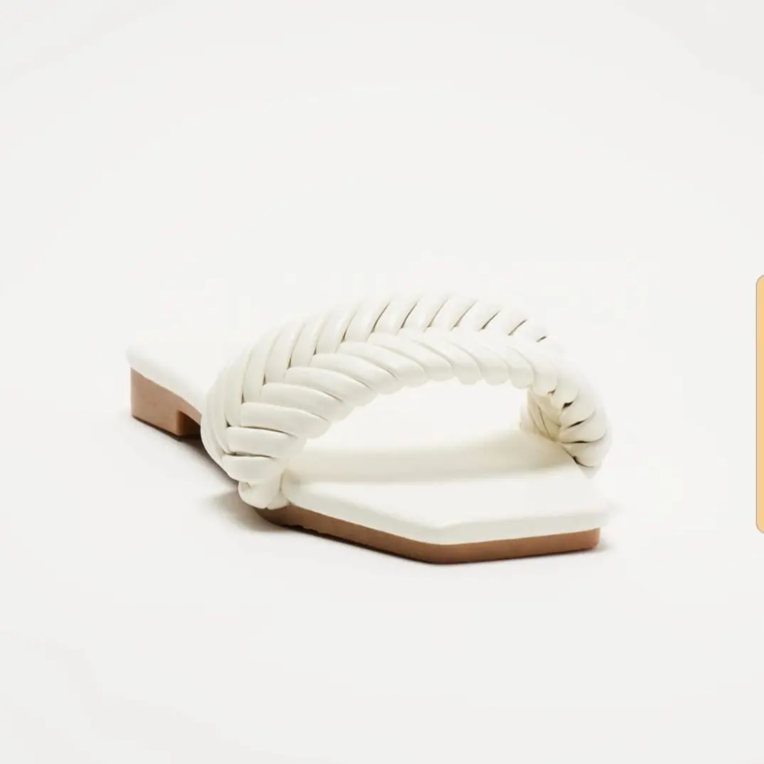 Bernadette Wardrobe - summer staple sandals - white