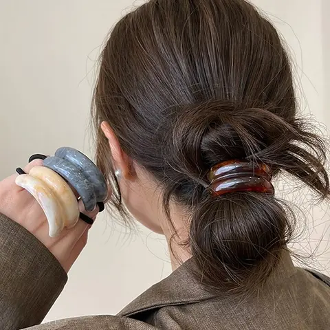 Vintage Resin Hair Ties, 3-Piece Set, Elastic Ponytail Holders for Women, Durable & Stylish Design, Fashionable Hair Accessories, Perfect for Everyday Use