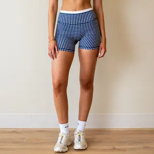 Contrast Core Short 5" - No Front Seam - High Rise