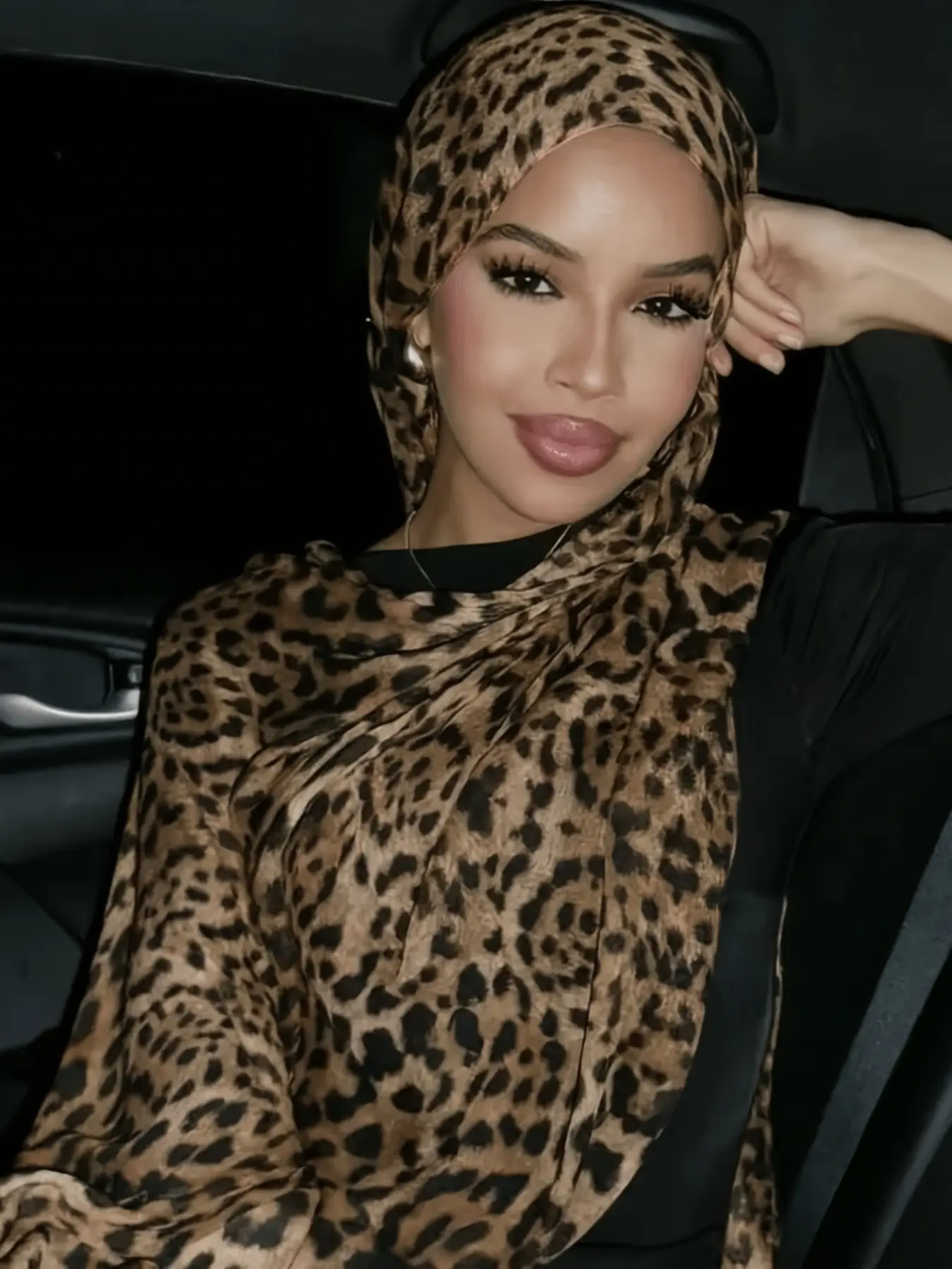 Bohemian Fashion Leopard Print Long Scarf for Women, Versatile Headscarf, Hijab or Shawl for Muslim Daily Wear, Stylish Accessories for Any