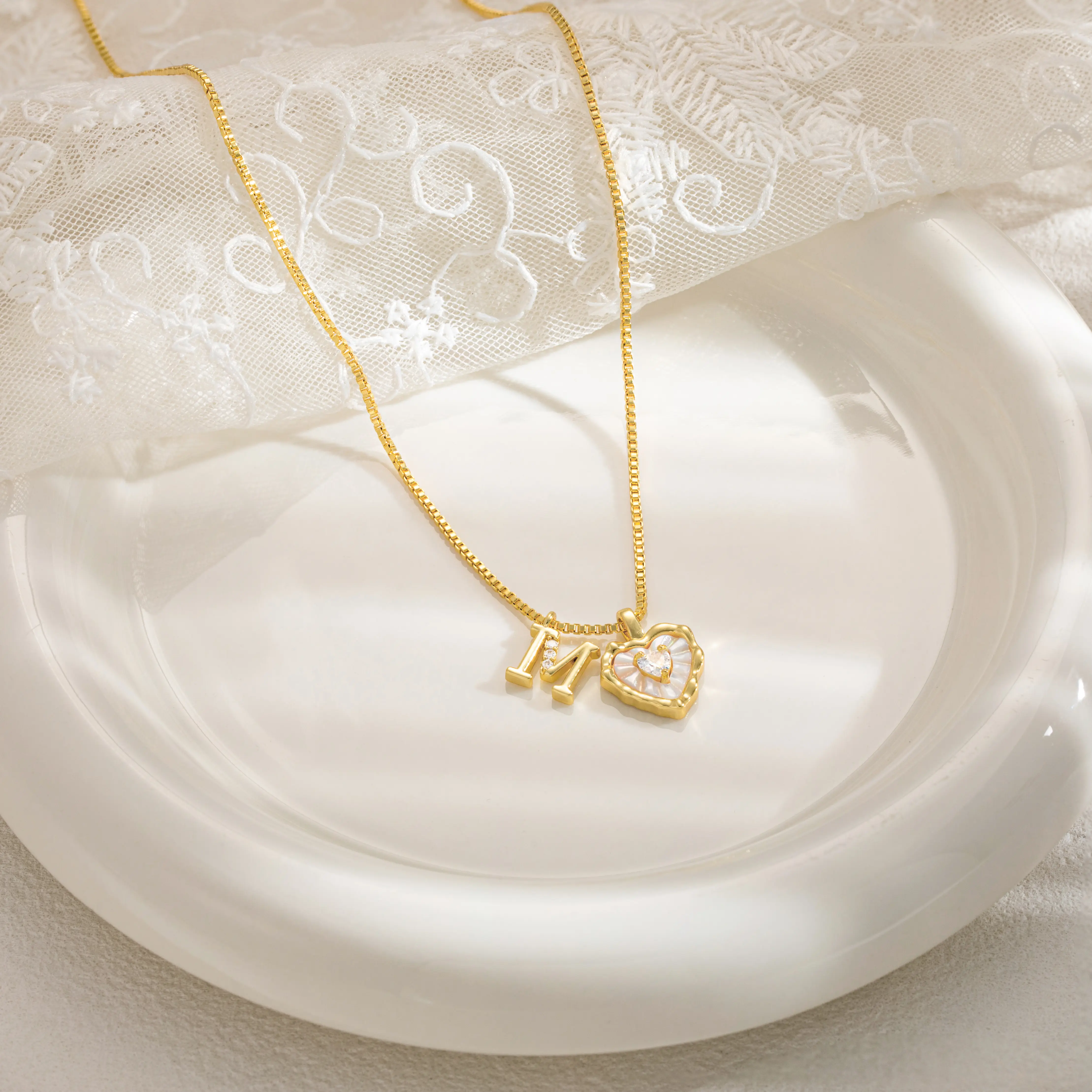 Tewiky Gold Box Chain Scalloped Shell Heart CZ Initial Necklace A–Z Micro Pave Letter Pendant For Valentine's Day gifts Dainty Gold Letter Elegant Necklace
