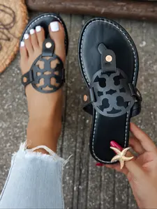 Elegant Hollow-Out Round Clip-On Sandals, Vintage Flat V-Strap Slippers, Outdoor Commute Shoes for Women