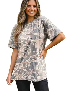 Stylish Retro Camouflage Print Tee for Women: Multicolor Vintage Camo Round Neck Top, Soft & Breathable Summer Casual Shirt for Everyday Comfort and Streetwear