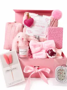 Birthday Gift for Her | Elegant Gift Box | Beautiful Pink Gift Set for Ladies | Thoughtful Birthday Present for Wife, Girlfriend, Mom, Sister, Daughter, Luxury Gift Basket for Women | Perfect for Birthdays, Special Occasions & Celebrations