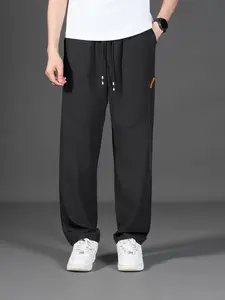 Men’s casual athletic pants — lightweight summer casual pants, loose casual sports pants, running pants, outdoor hiking jogging pants — suitable for everyday wear and commuting.