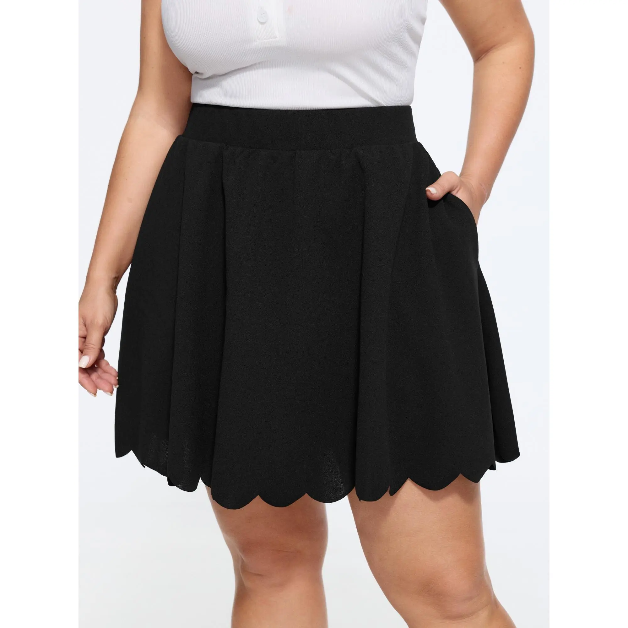 BLOOMCHIC Women's Plus Size Spandex Fabric Mini Skirt - Elastic Waist, Wave Scallop Hem, Side Pockets, Size M-6X, Flattering Fit Summer Casual Garment for Women's Bottoms
