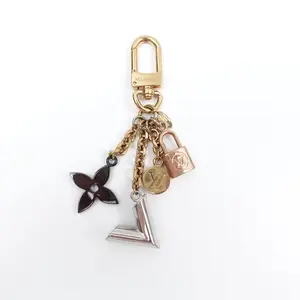 Pre-owned Louis Vuitton Metal Bag Accessories Multicolor Charm T10405821