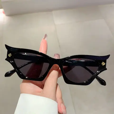 Women's Cat Eye Fashion Glasses, Trending Glasses, Modern Retro Style Eyewear, Unique Jump Design Decorative Frames, Casual Stylish Glasses, Trendy Ladies' Accessories