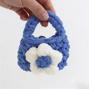 Cute Handmade Crochet Storage Bag, Headphone Pouch, Perfect for Coins and Earphones, Ideal Gift for Girls and Kids, Small and Adorable Design