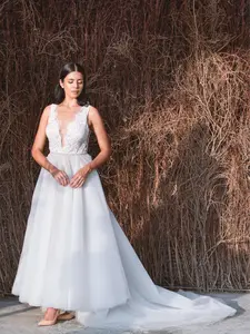 Adriana | Size 10 Wedding dress