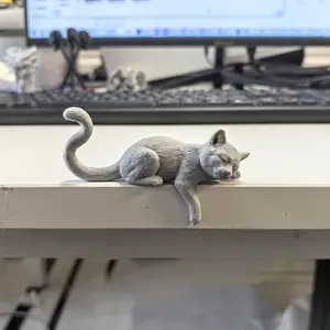 Multi-colored lazy cat sleeping figurine, monitor edge decoration, monitor companion, creative desktop and home decoration, a comforting gift for cat lovers.
