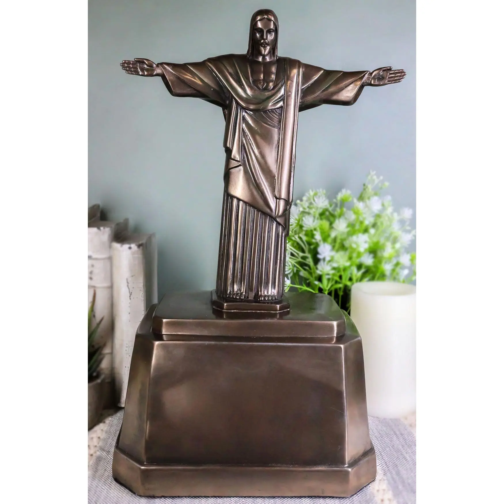 Christ The Redeemer Cremation Urn Figurine - Brazil Corocovado Mountain Landmark, Handcrafted Resin Religious Ornament for Home Decor, Ornaments