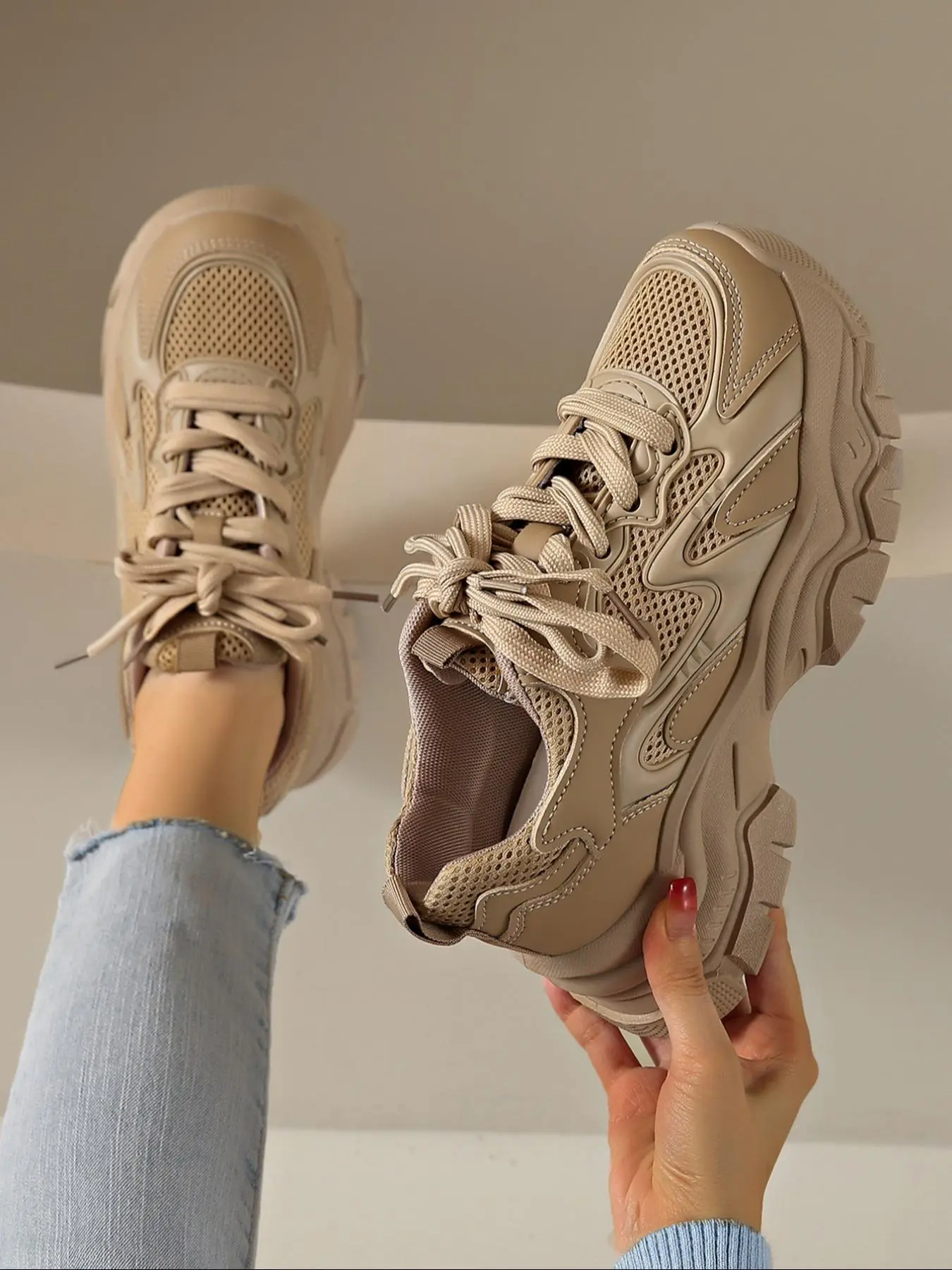 Women's Fashionable Lace Up Platform Sneakers, Casual Comfortable Sports Shoes for Daily Wear, Female All-match Round Toe Shoes for Daily Wear, Thick Soled Sneakers, Chunky Casual Sneakers, Trendy sneakers, Stylish sneakers, Fashionable Versatile Sneakers