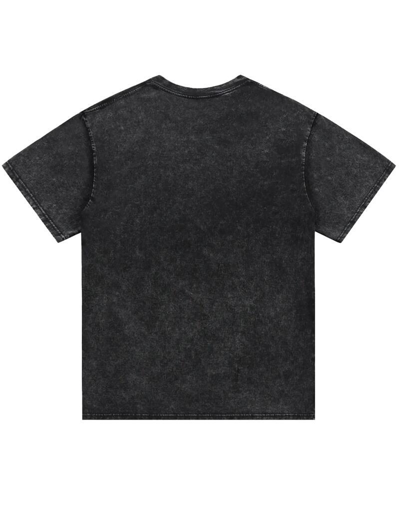 Black Raiders T-Shirt with Scream Ghost Holding Coffee and Peace Sign Graphic, Funny Halloween Horror Tee for Men and Women, Trendy Spooky Casual Streetwear Shirt for Fall Season, Costume Party & Everyday Wear