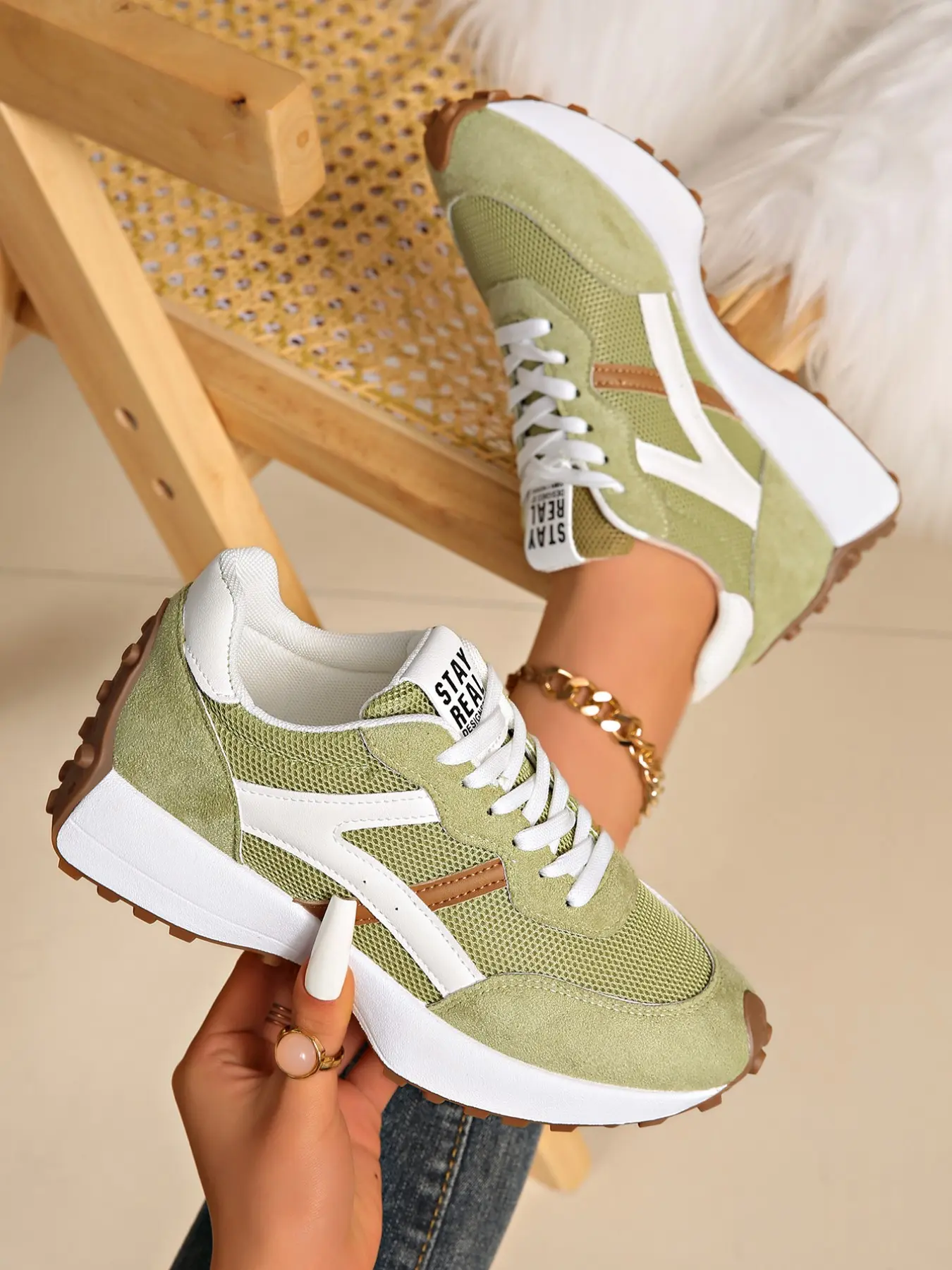 Women's Sporty Arisan Shoes Spring & Fall Elegant Fashion Casual Round Toe Low Top Lace-Up Thick Sole Breathable Outdoor Athletic Running Sports Shoes Trendy Running Shoes Breathable Running Sneakers Running Athletic Footwear Shoe For Runners
