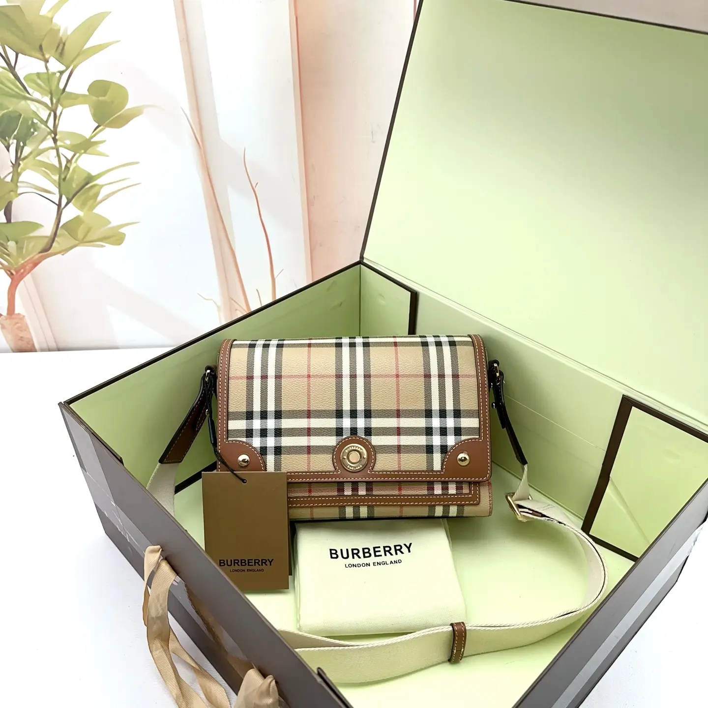 Pre-owned BURBERRY Check Canvas Leather Flap Crossbody Bag 0807 raye 21390431
