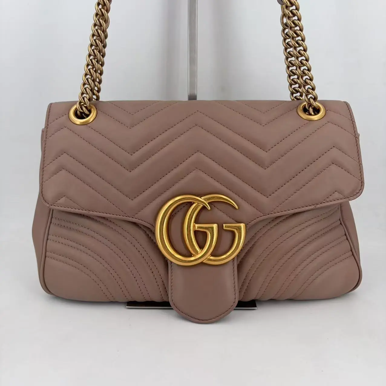 Pre-owned GUCCI Leather Crossbody Bags Calfskin Matelasse Medium GG Marmont Shoulder Bags