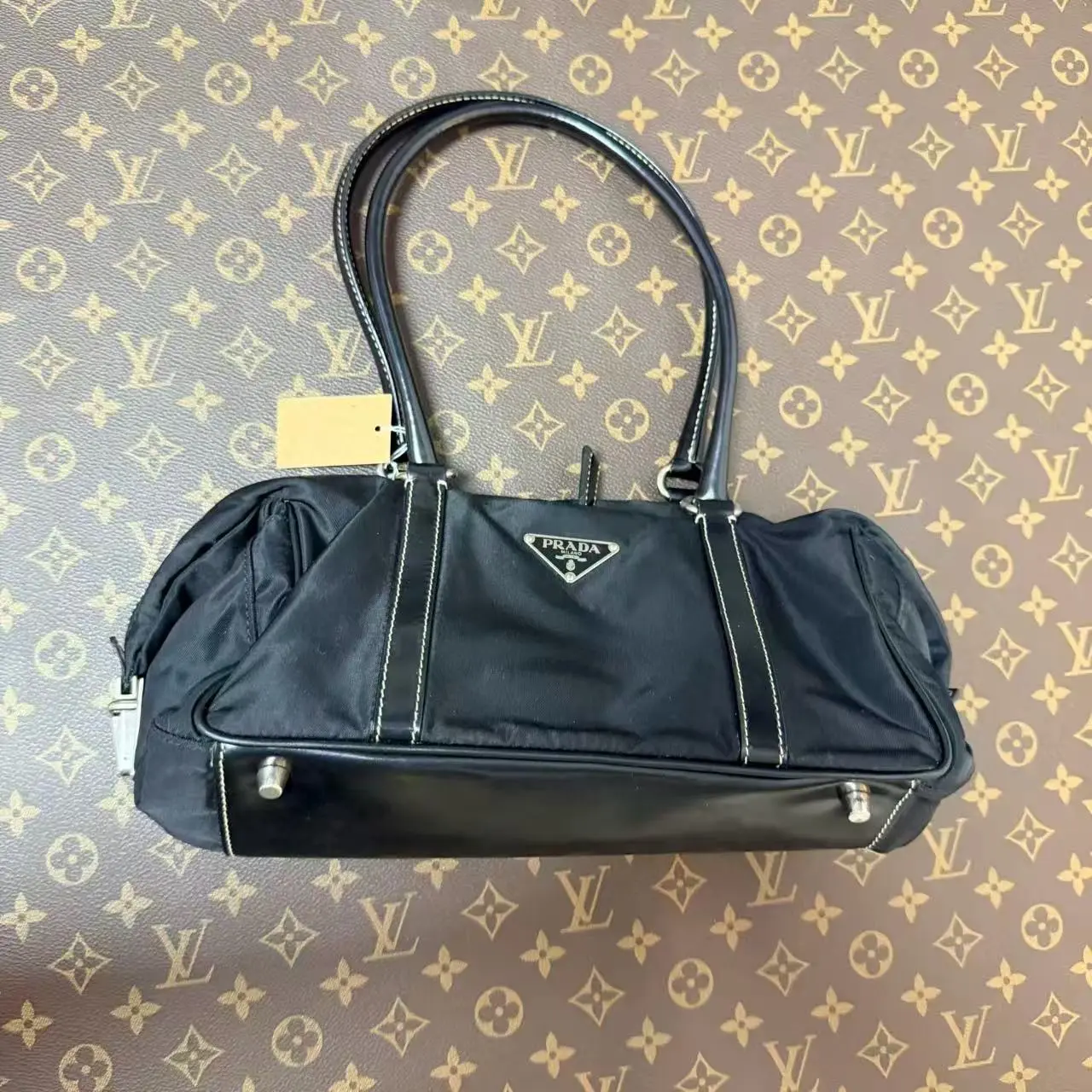 Pre-owned PRADA Vintage Black Tessuto Nylon Leather Trim Shoulder Bag