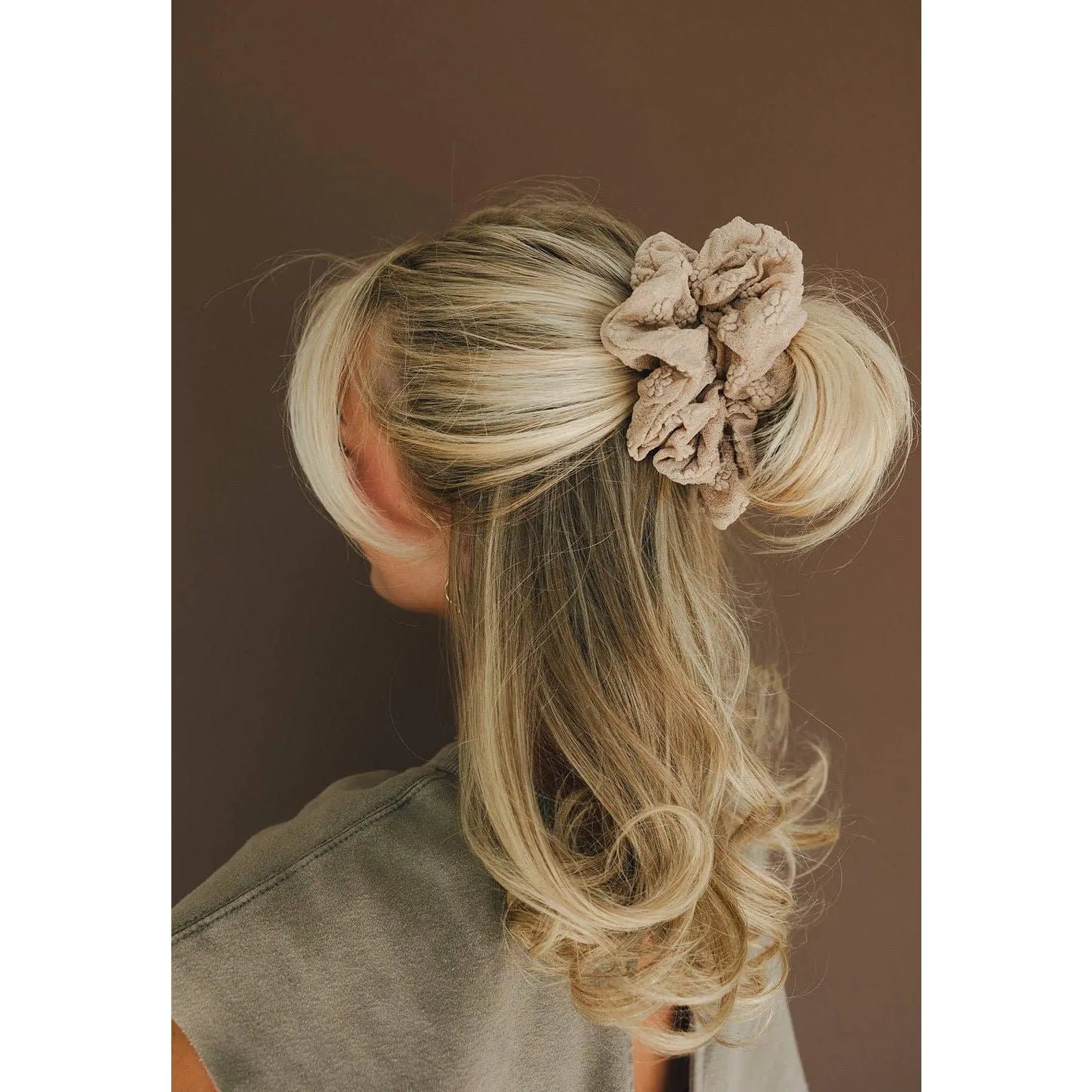 Tessa Jumbo Scrunchie