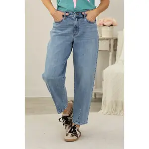 Judy Blue Barrel Jeans With Front Darts