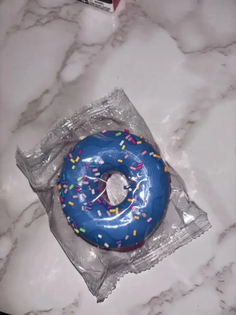 Nice cube donuts, perfect as a holiday or birthday gift