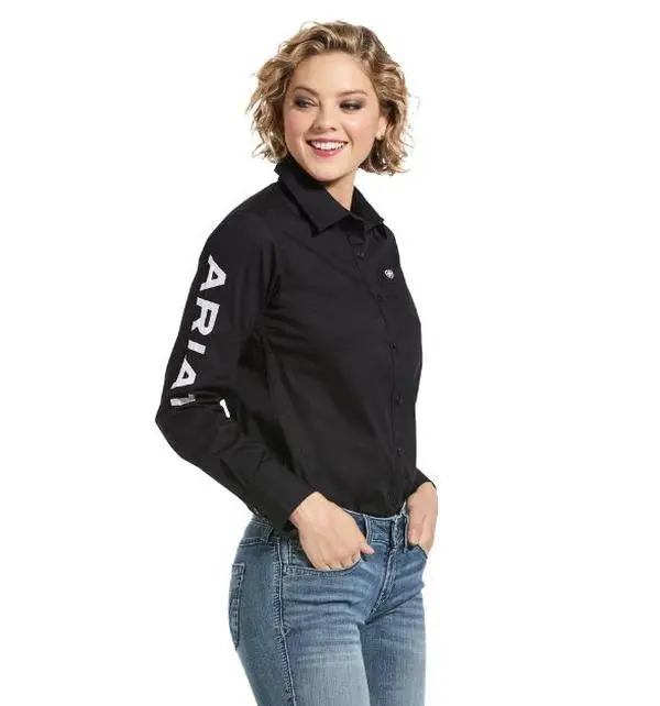 Ariat® Women's Black Long Sleeve Logo Button-Down Western Shirt