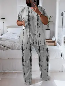 Trendy 2025 Plus Size Women's Casual Style Set - Tie-Dye Gray Splattered Ink Stripes Crew Neck Short Top And Stretchy Pants , Soft Comfy Casual Set, Trendy Black White Streetwear | TikTok Fashion Must-Have Fabric Shortsleeve Crewneck Loungewear
