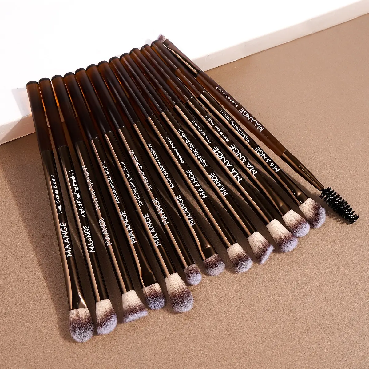 Maange 13-Piece Aluminum Makeup Brush Set, Cosmetics Brushes Set, Professional Face Brushes, Concealer, Eyeshadow, Mascara Brushes, Blending Brush for Makeup, Beauty Travel Brush, Ideal for Home, Travel, Outdoor Use