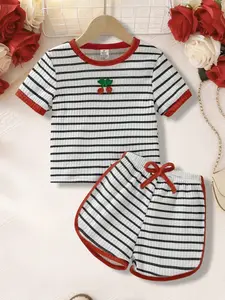 2pcs Girls Summer Casual Round Neck Set, Striped Short Sleeve T-Shirt and Loose Stretch Shorts, Soft Breathable Fabric for Ages 4-8 Clothes Kids