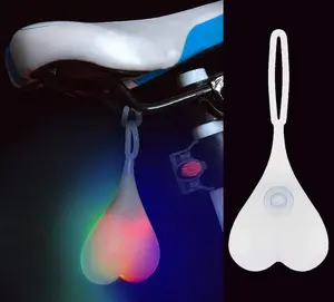 Universal Heart Shaped Silicone LED Ball Light, Bicycle Tail Light, Waterproof Backpack Safety Warning Light for Night Riding
