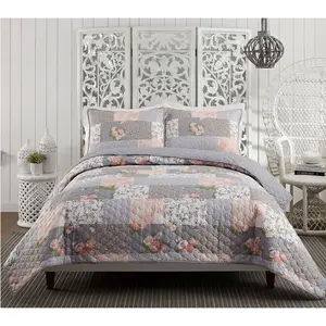 Modern Heirloom La Flor Full/Queen Quilt Set
