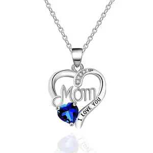A simple and stylish Mother's Day gift, a heart-shaped diamond pendant necklace