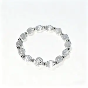 Gray Cat's Eye & Silver Accent Bracelet - Elegant Sparkling Jewelry for Sophisticated Style with Delicate Beads