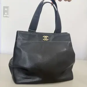 Pre-owned CHANEL 1 Shoulder Bags Caviar Executive Tote MI