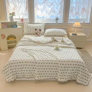 Sweet Heart Print Summer Quilt, Soft Lace Trim, Breathable Fabric, Cozy Bedroom Decor, Multiple Home Styles